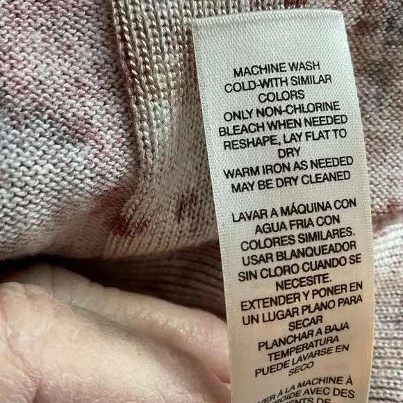 Chico's Pullover 3/4 Sleeve Keyhole Neckline Muted Rose Watercolor Top 1 - Picture 6 of 7